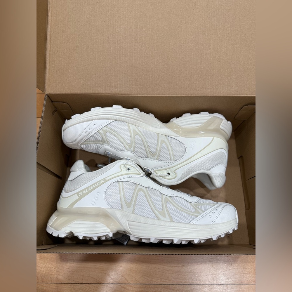 Salomon XT-Whisper Size 8W, 7M